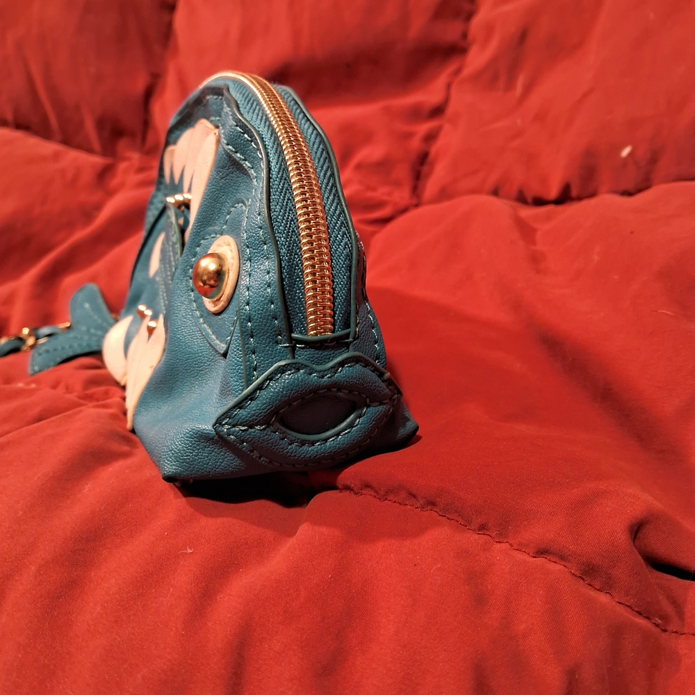Betsey Johnson Blue Fish Clutch - Picture 3 of 6